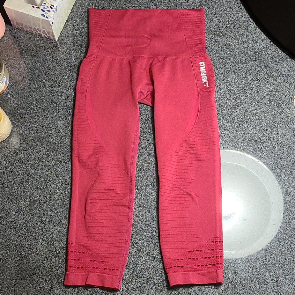 Red cropped gymshark leggings